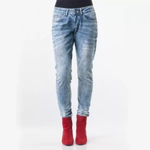 Elora 83 baggy style