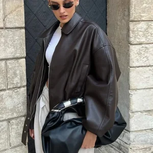 Leren Jack Dames Oversized met Ritssluiting en Riemdetail